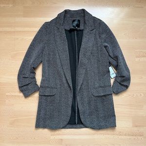 Dynamite Grey Boyfriend Sweater Blazer in Chevron Print